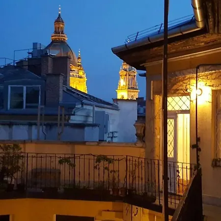 Basilica View With Balcony *